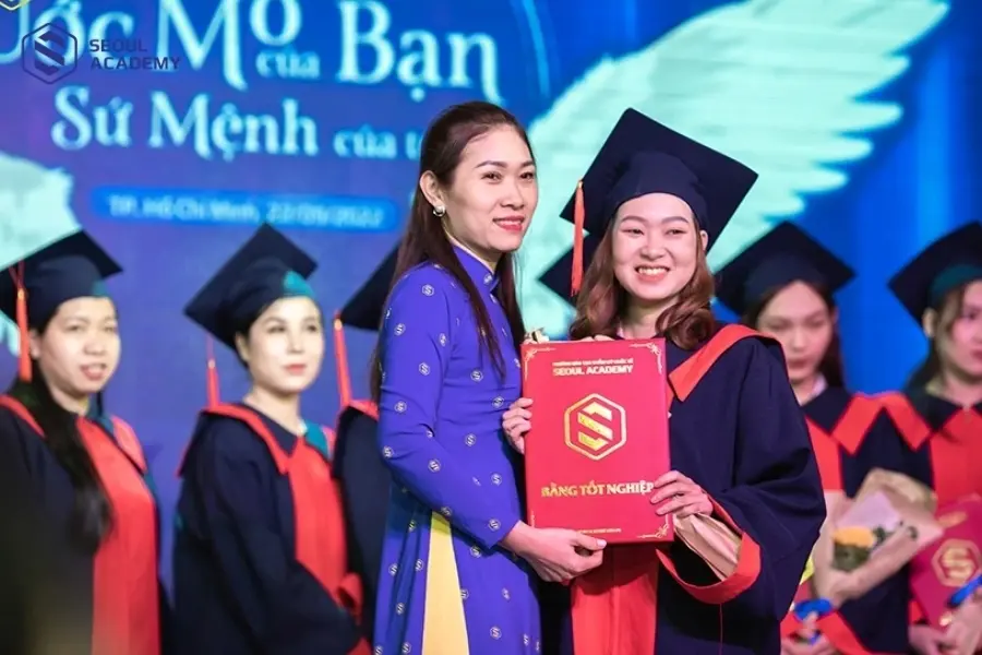 Phun xăm là một trong những nghề làm đẹp phổ biến hiện nay