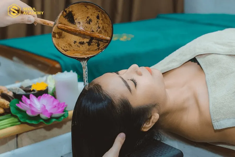 Có nhiều yếu tố ảnh hưởng đến giá gội đầu dưỡng sinh