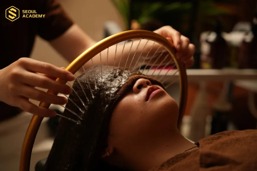 Gội đầu dưỡng sinh giúp thư giãn và giảm bớt căng thẳng
