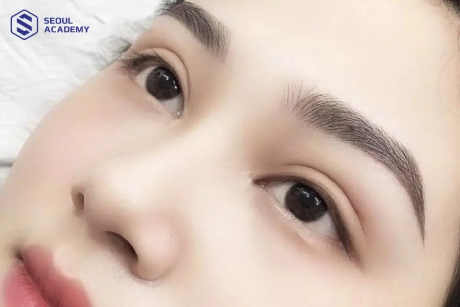 Đi sợi giúp chân mày hài hòa mà vẫn giữ được nét tự nhiên