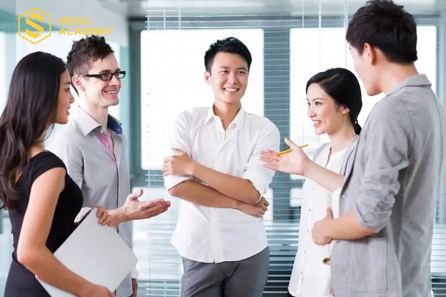 Tham gia vào các diễn đàn hội nhóm yêu thích địa lý cũng là một phương pháp