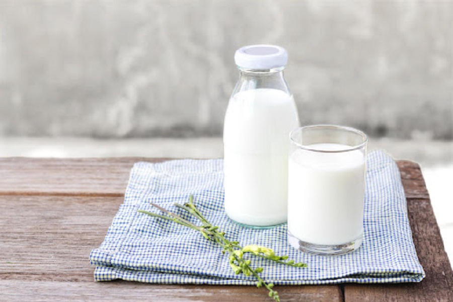 Dùng sữa tươi không đường dưỡng daaDùng sữa tươi khDùng sữa tươi không đường dưỡng daông đường dưỡng da
