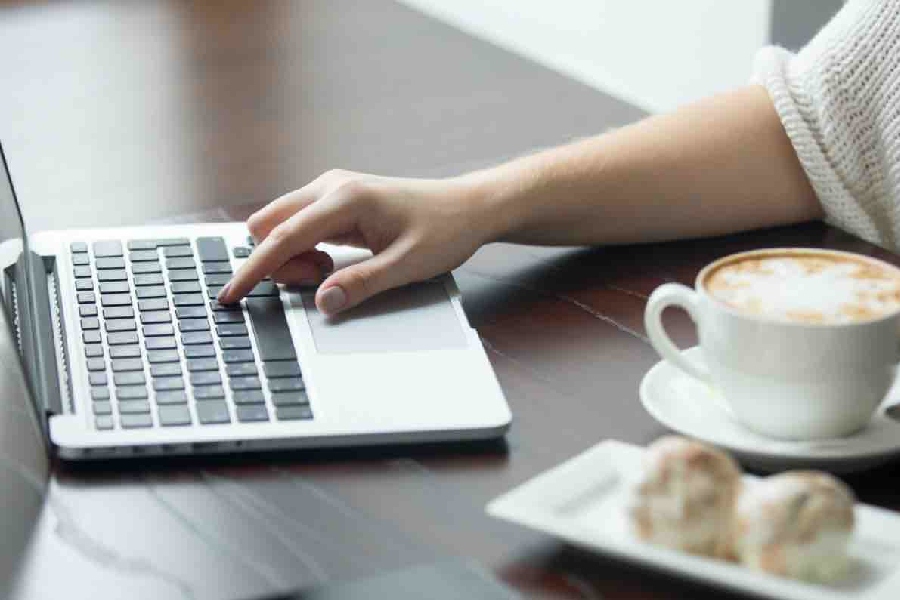 Cần thường xuyên theo dõi, cập nhật thông tin, quy định tuyển sinh của trường