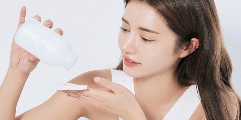 Không trang điểm thì có cần thiết sử dụng tẩy trang hay không