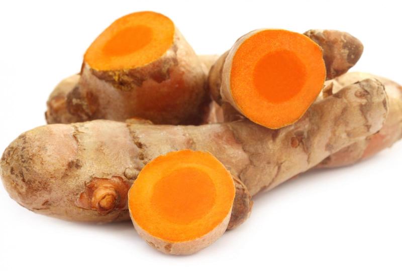 Trị sẹo rỗ bằng nghệ tươi