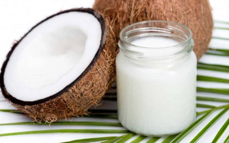 Dầu dừa nguyên chất sẽ đông đặc khi bỏ vào ngăn mát tủ lạnh