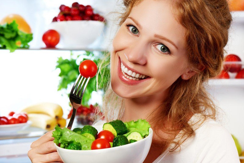 Xây dựng chế độ ăn uống đúng cách để giúp da luôn tươi trẻ