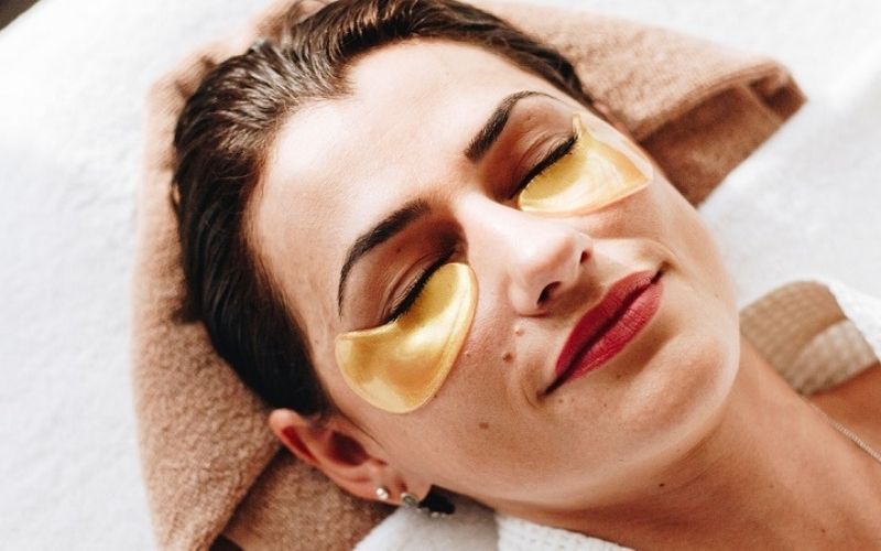 Làm dịu những căng thẳng và chăm sóc tốt cho mắt bằng các nguyên liệu thiên nhiên