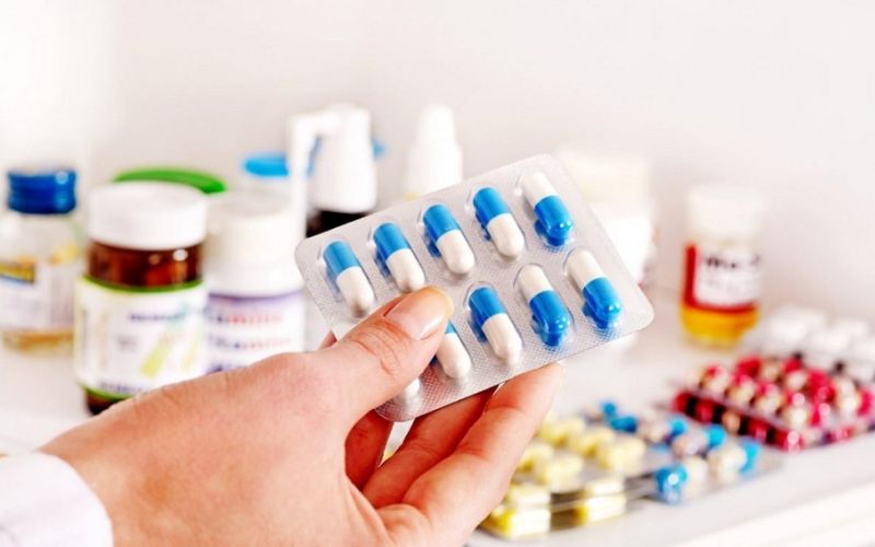 Điều trị mắt mờ bằng thuốc