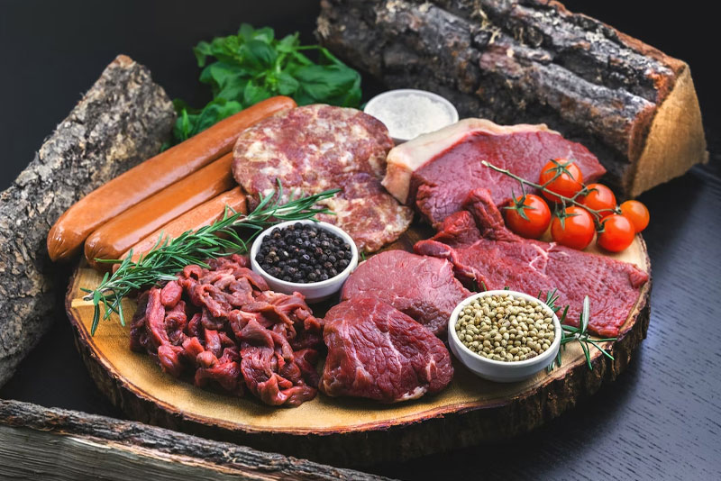 Thịt bò là thực phẩm dễ để lại sẹo thâm, sẹo lồi mất thẩm mỹ