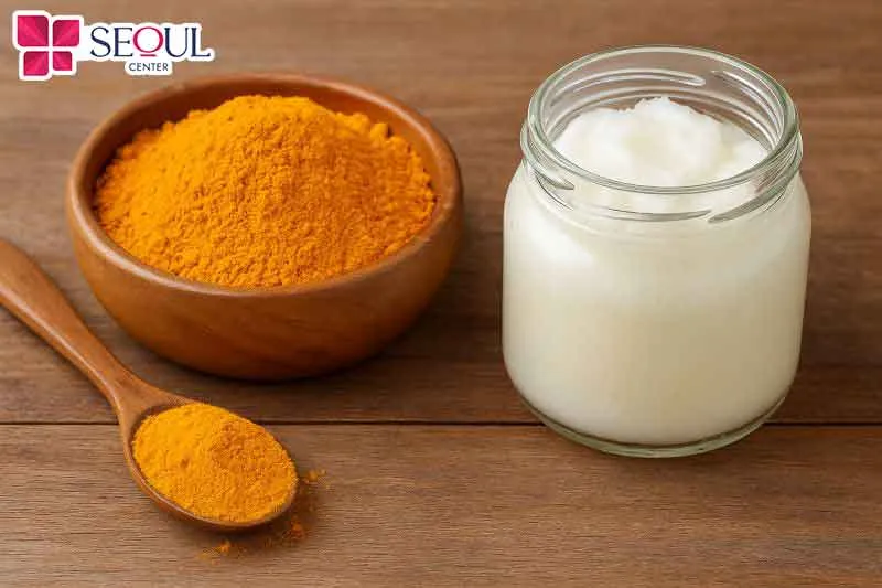 Hỗn hợp dầu dừa và bột nghệ còn có thể sử dụng lên mặt để làm trắng