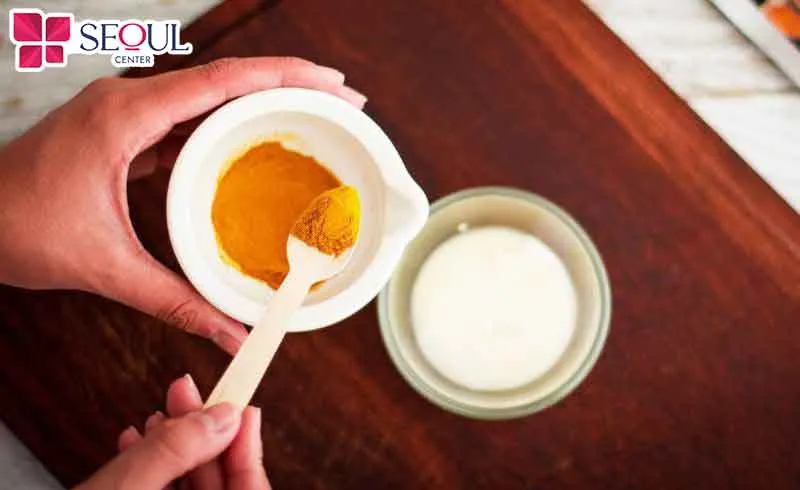 Bột nghệ giàu chất Curcumin có khả năng chống oxy hóa, làm mờ thâm 