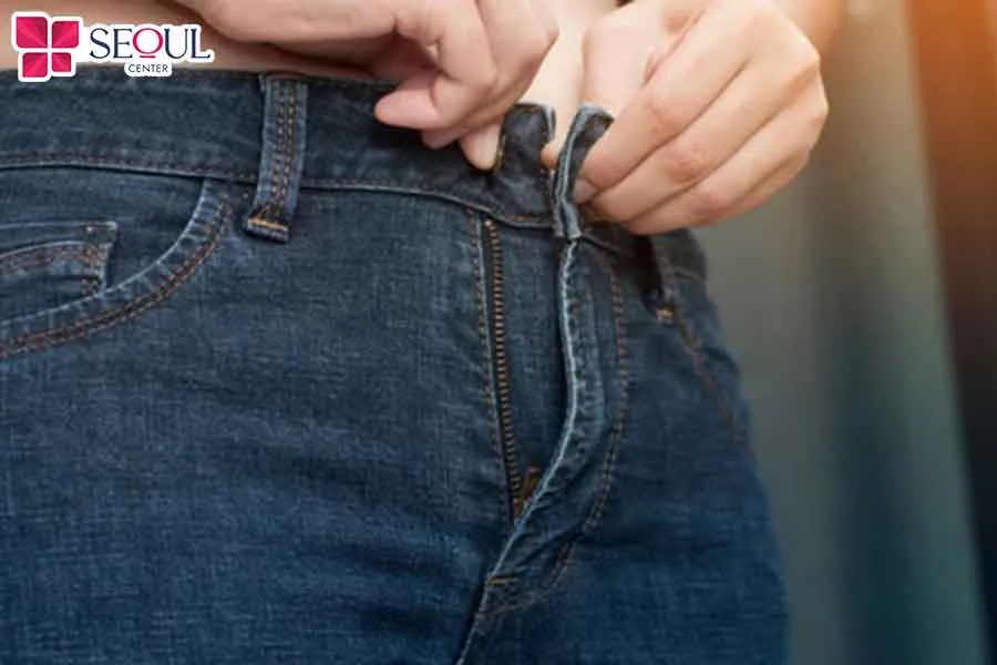 Mặc quần quá bó sát gây ma sát khiến vùng kín bị kích thích bạn có thể tham khảo 