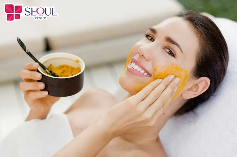 Mặt nạ nghệ mật ong – trợ thủ đắc lực giúp da đều màu, mịn màng và rạng rỡ