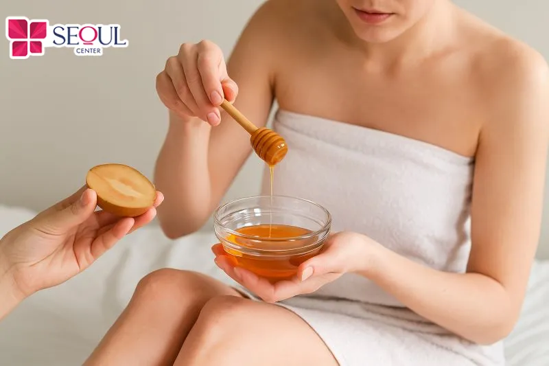 Quả hồng xiêm có khả năng làm sáng da tự nhiên, làm mềm nang lông và dưỡng ẩm 