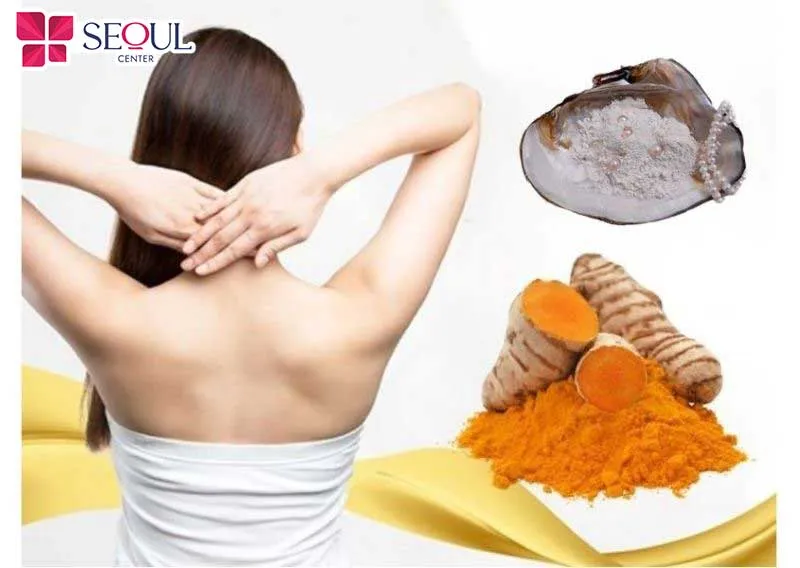 Kết hợp bột ngọc trai và bột nghệ để giúp da trắng sáng tự nhiên, mềm mịn 