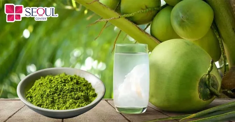 Làn da trở nên trắng sáng, mềm mịn nhờ bột trà xanh và nước dừa