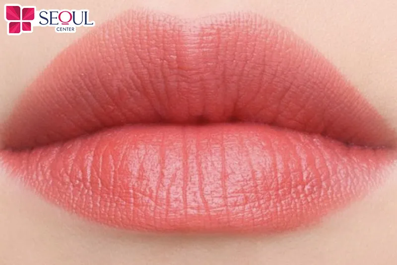 Màu hồng sữa thể hiện sự dịu dàng, nhẹ nhàng và cực kỳ tự nhiên