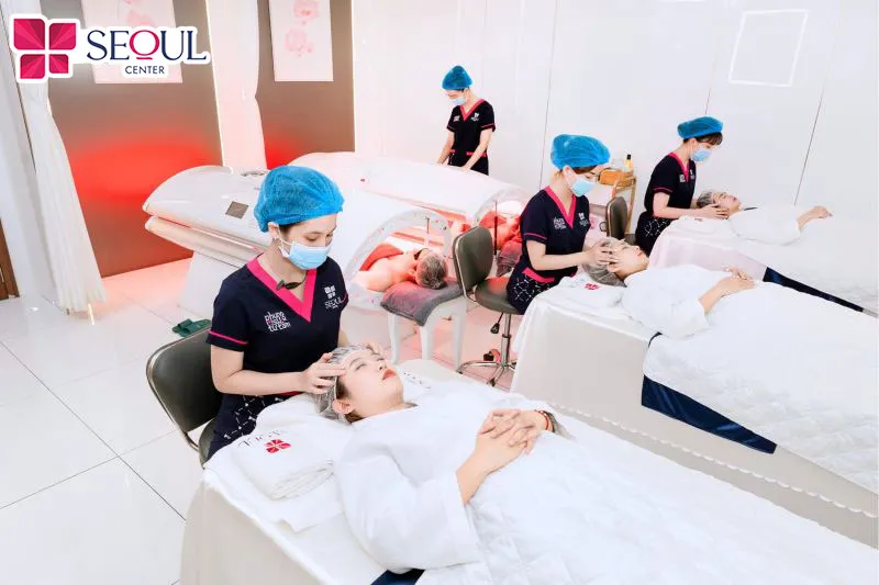 Đội ngũ chuyên viên tại Seoul Center Đà Lạt không chỉ có chuyên môn giỏi, giàu kinh nghiệm mà còn tận tâm với khách hàng