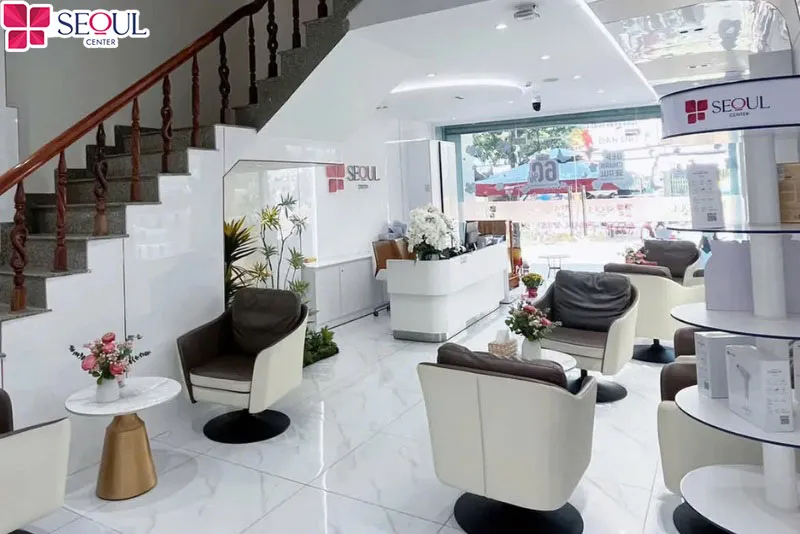 Không gian phòng chờ tại Thẩm mỹ viện Seoul Center được thiết kế sang trọng và tinh tế