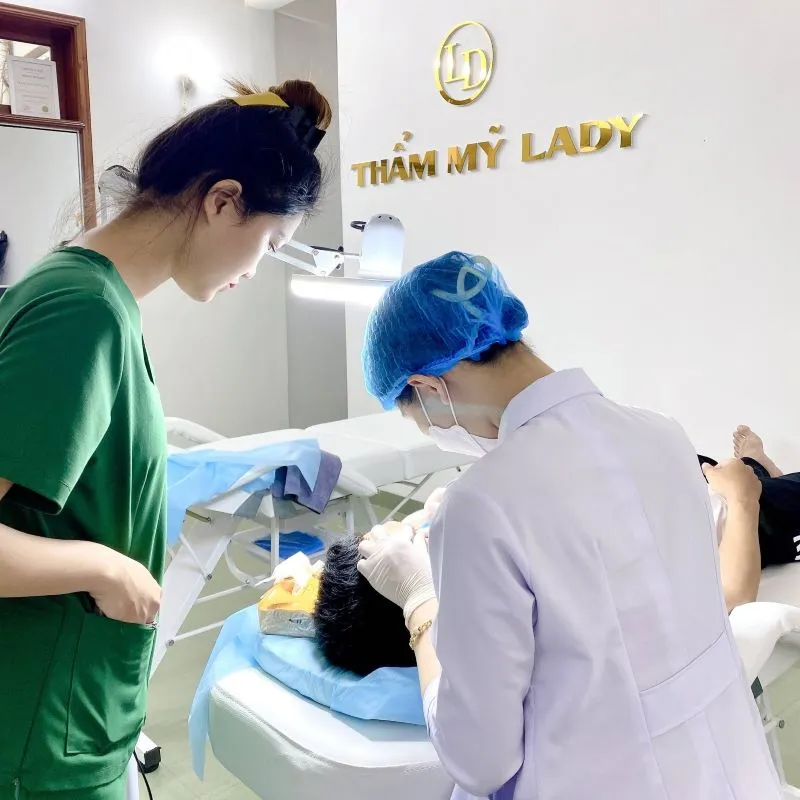 Từng chi tiết đều được thực hiện tỉ mỉ, thể hiện sự chuyên nghiệp và đảm bảo kết quả mang lại như khách hàng mong đợi