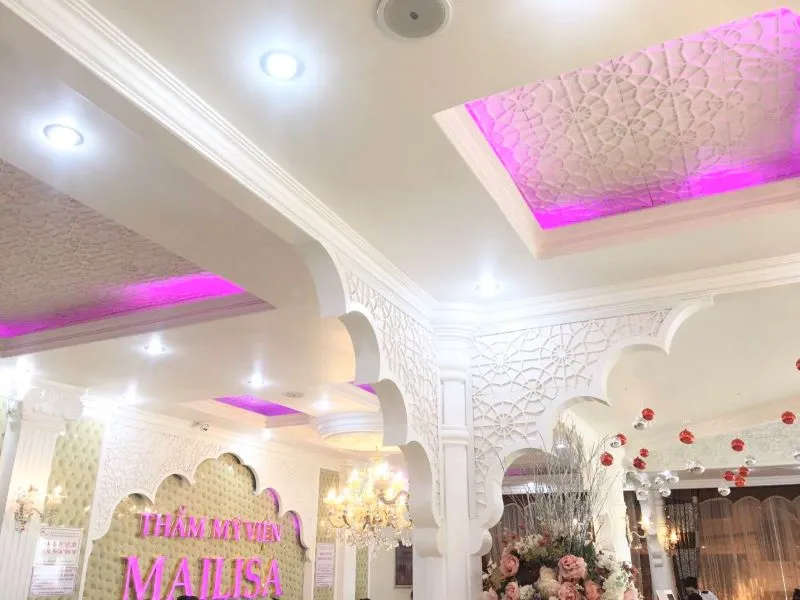 Không gian tại Thẩm mỹ viện Buôn Ma Thuột Mailisa luôn được thiết kế sang trọng, mang lại cảm giác thoải mái ngay khi bước vào