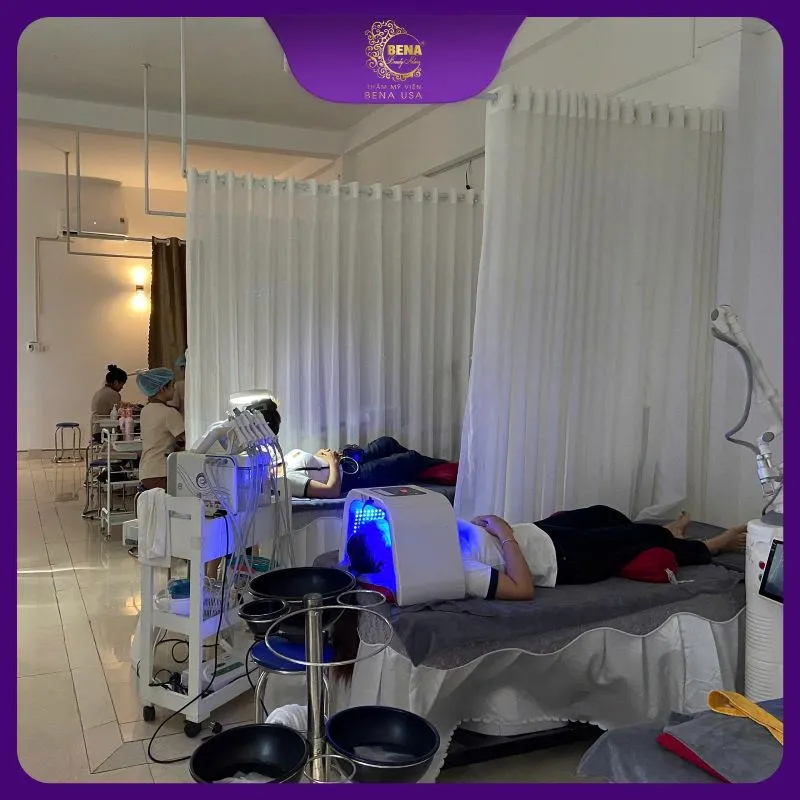 Từ chăm sóc da, phun xăm thẩm mỹ, triệt lông cho đến tắm trắng đều luôn hướng đến sự an toàn và mang lại kết quả tự nhiên