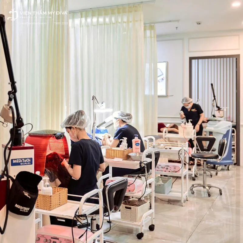 Mọi quy trình thực hiện tại thẩm mỹ viện DIVA đều phải tuân thủ theo tiêu chuẩn y khoa
