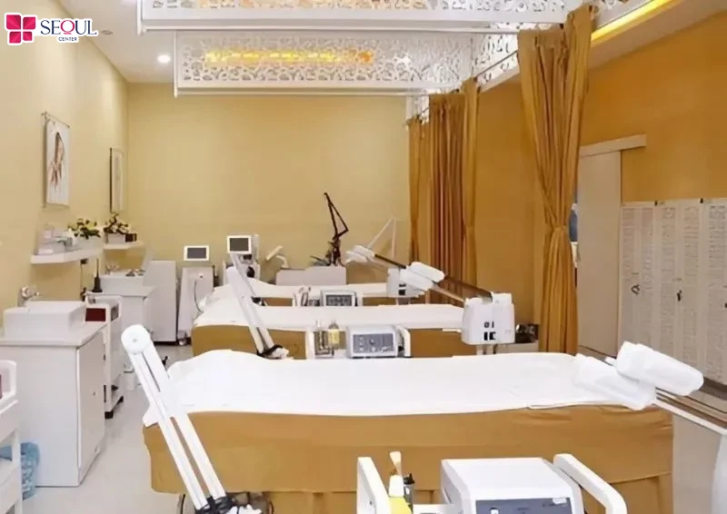 Thiết kế không gian rộng rãi, giúp khách hàng luôn thư giãn trong quá trình thực hiện