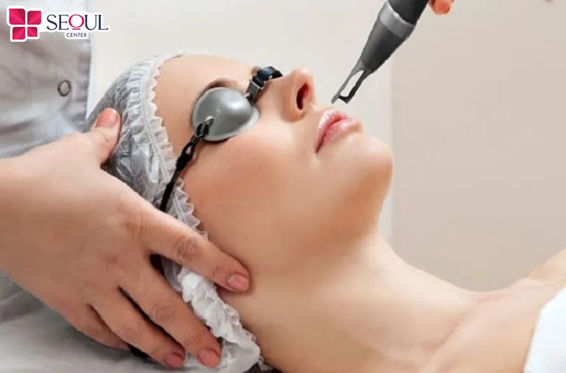 Bắn laser là giải pháp nhanh nhất để khắc phục đốm đen trên môi