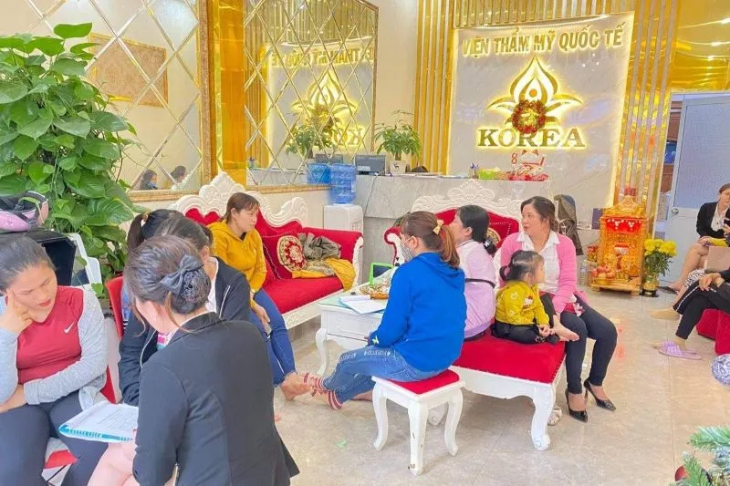 Thẩm mỹ viện Bình Định Korea không chỉ chú trọng đến công nghệ và kỹ thuật mà còn đặt trải nghiệm khách hàng làm trung tâm