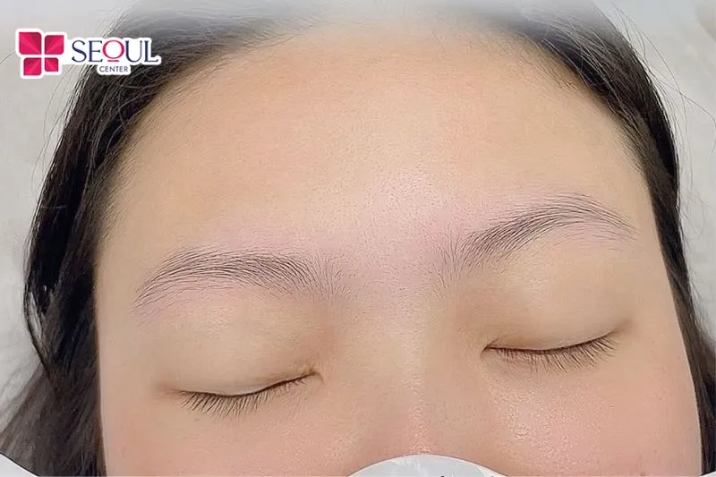 Người có lông mày mọc thưa thớt thường phản ánh đường vận mệnh thiếu liền mạch, dễ thay đổi mục tiêu