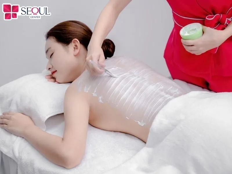 Chọn cơ sở sử dụng sản phẩm dưỡng trắng da chất lượng sẽ giúp mang lại hiệu quả cao, an toàn