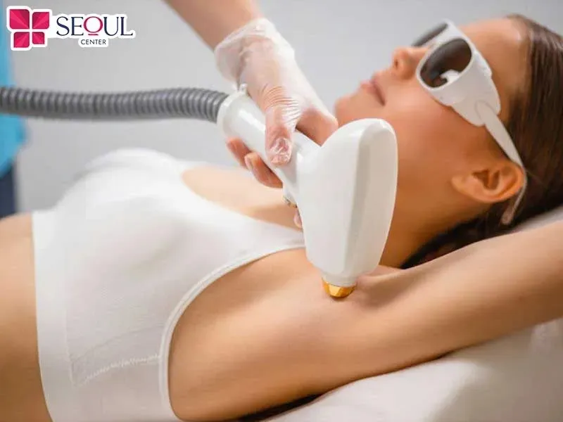 Nếu bạn muốn duy trì hiệu quả lâu dài, triệt lông nách không đau, an toàn, tiết kiệm thời gian thì nên triệt lông bằng công nghệ hiện đại