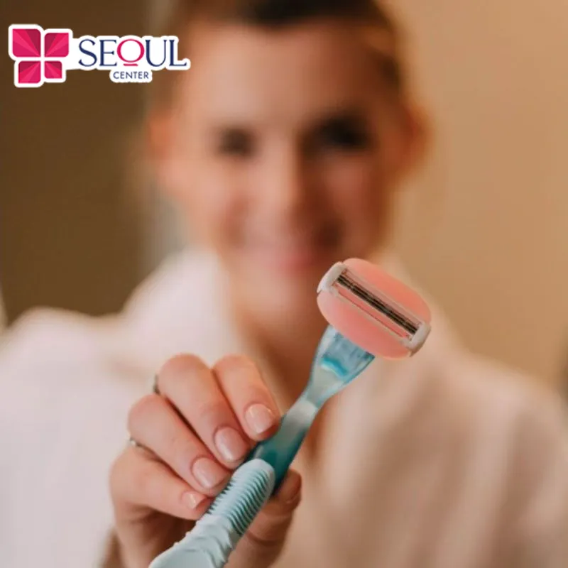 Việc cạo lông quá thường xuyên khiến da chưa kịp hồi phục đã tiếp tục bị tổn thương