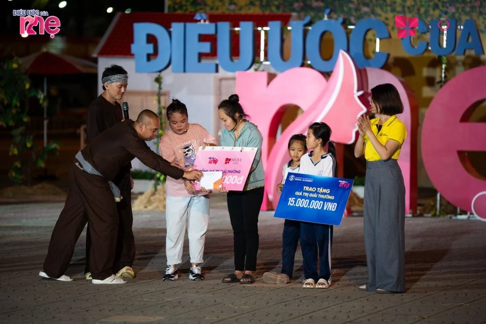 Seoul Center tài trợ thêm 15 triệu cho gia đình anh Hoàng Anh