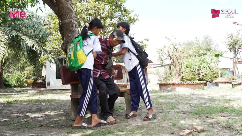 Gia đình anh Hoàng Anh có hoàn cảnh đặc biệt khó khăn, anh lại mang trong mình căn bệnh hiểm ác