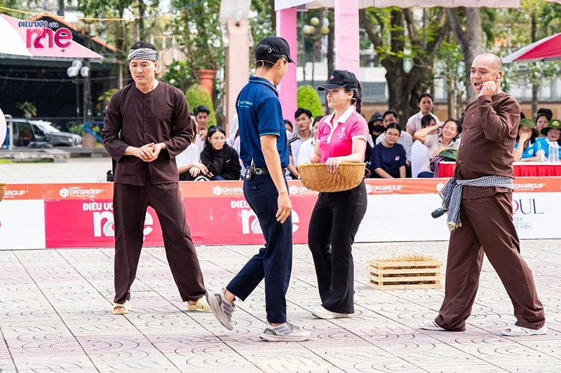 Các nhà tài trợ tham gia vòng thử thách