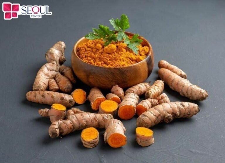 Trong nghệ có chứa nhiều dinh dưỡng giúp da sáng và đều màu hơn