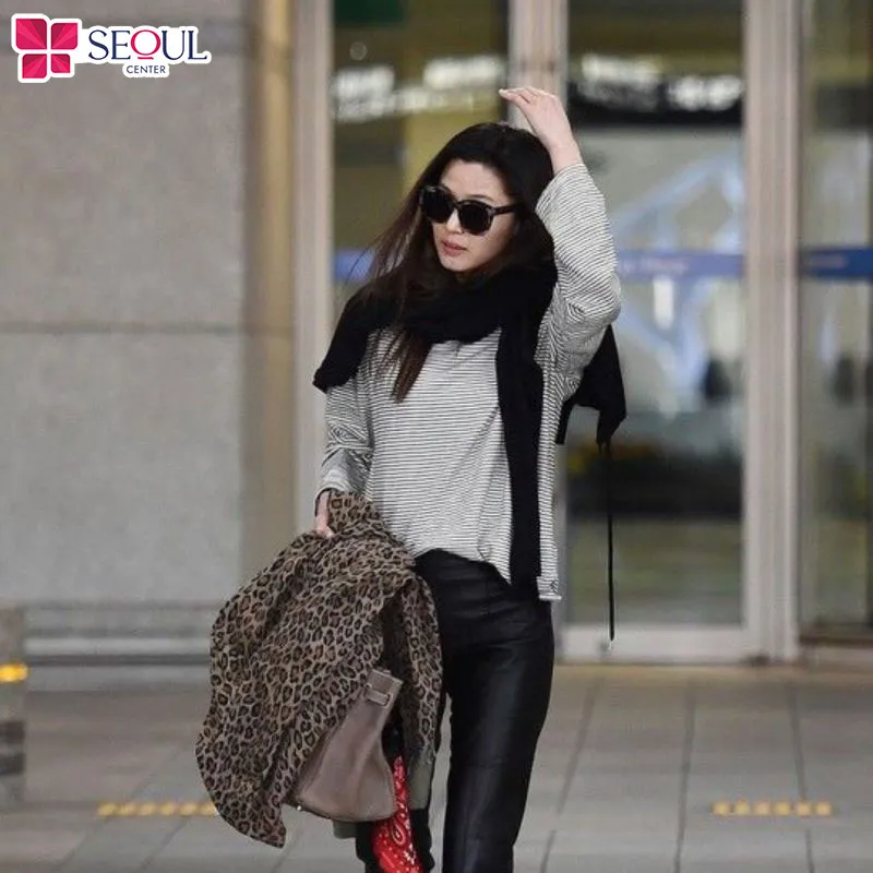 Sau khi phun mí, bạn nên che chắn thật kỹ để tránh ánh nắng và đeo thêm kính râm