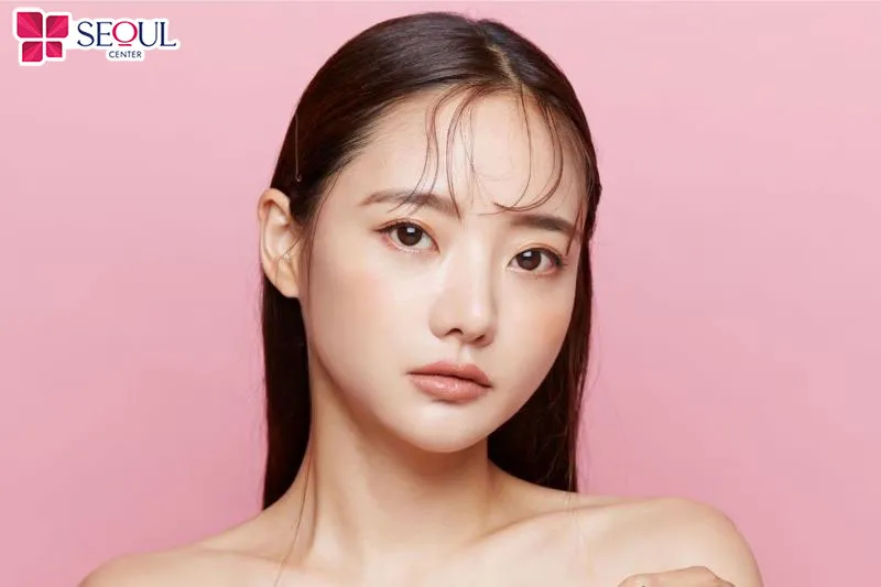 Nếu tướng phụ nữ lông mày cách xa nhau kết hợp đặc điểm những dáng mày trên thường phản ánh rõ vận mệnh