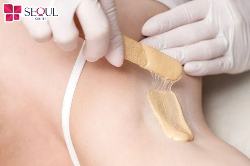 Bạn có thể wax lông sau khi tắm nước lạnh nhưng sẽ không mang lại hiệu quả sạch lông so với tắm bằng nước ấm