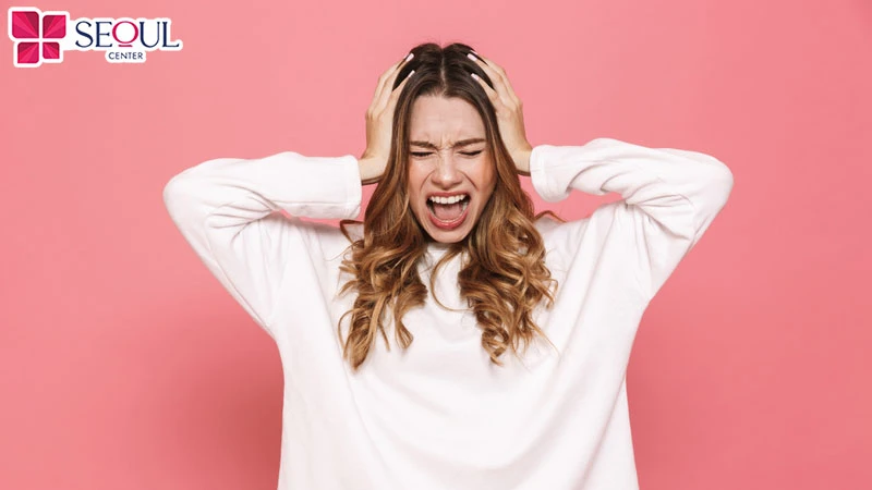 Nên phun môi đúng thời điểm nếu đang tới tháng để tránh nhưng rủi ro không mong muốn