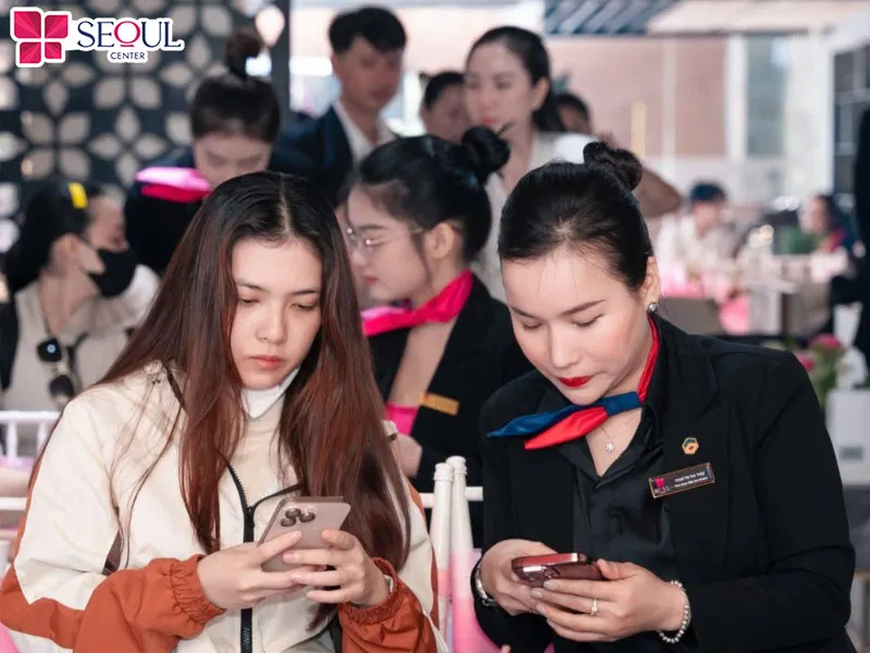 Thẩm mỹ viện Seoul Center là địa chỉ nâng mũi uy tín, đem lại cho khách hàng trải nghiệm hài lòng