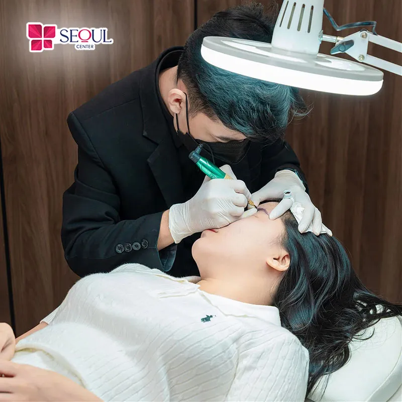 Trải nghiệm dịch vụ phun xăm chân mày đẹp và an toàn tại Seoul Center