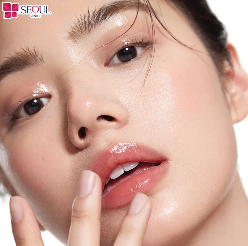 Mỗi công nghệ sẽ có độ bền khác nhau, đôi môi phun collagen thường chỉ duy trì 1-3 năm, nhưng phun môi pha lê có thể duy trì từ 3-5 năm