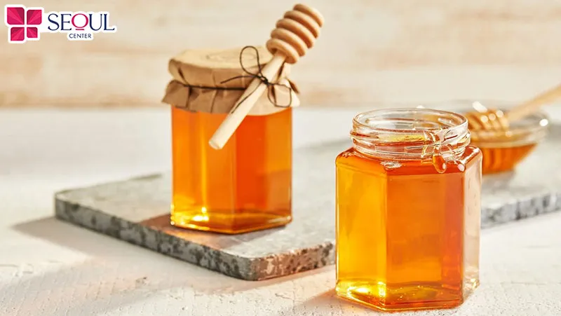 Mật ong sở hữu chất chống oxy hóa mạnh mẽ giúp hạn chế hắc sắc tố