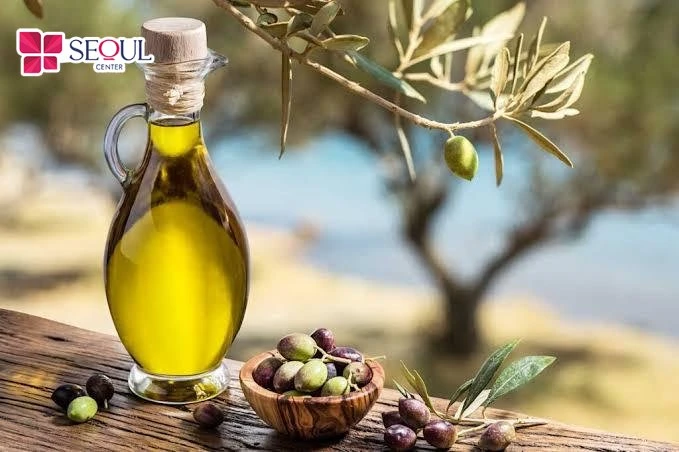 Sử dụng dầu oliu có thể giúp tránh ma sát, giảm tổn thương cho da