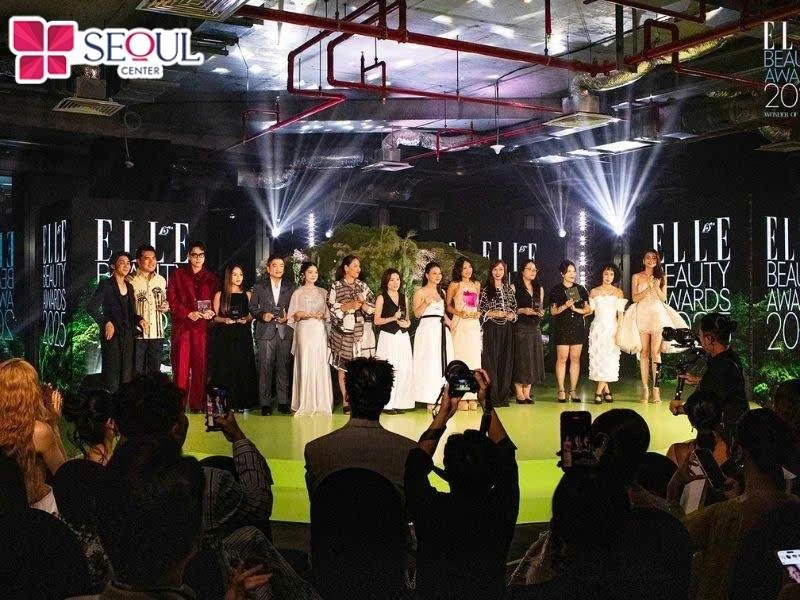 ELLE Beauty Awards là một giải thưởng do tạp chí Phái Đẹp Elle tổ chức nhằm tôn vinh những sản phẩm và thương hiệu mỹ phẩm nổi bật trong năm