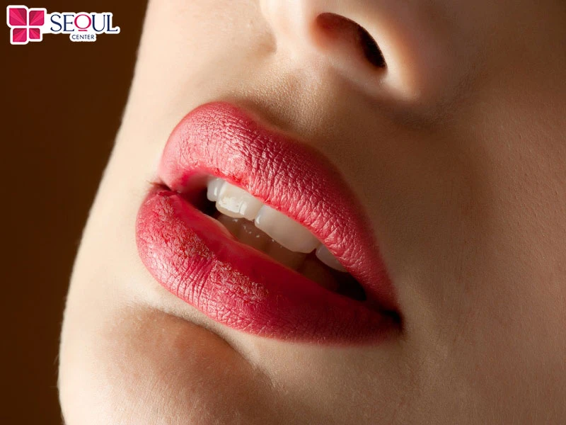 Phun môi màu đỏ ruby giúp chị em ở độ tuổi 35 trông quyến rũ và quyền lực